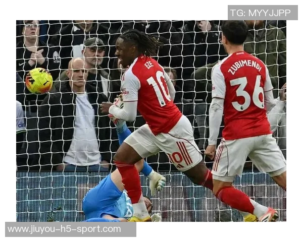 英超激战利物浦小胜热刺阿森纳稳居圣诞冠军皇马喜迎三连胜盛况 英超激战利物浦小胜热刺阿森纳稳居圣诞冠军皇马喜迎三连胜盛况