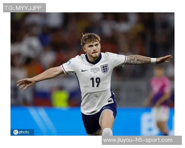 阿斯顿维拉继续追求亚伯拉罕同时寻求埃利奥特离队解决方案