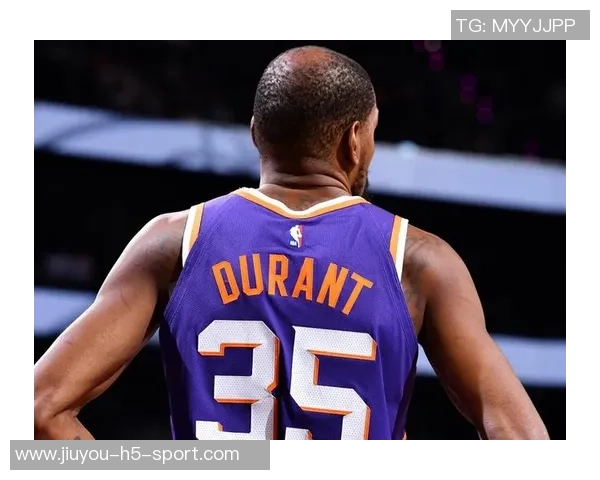 勇士管理层霍里坦言杜兰特不会有雕像球队历史早已辉煌 勇士管理层霍里坦言杜兰特不会有雕像球队历史早已辉煌